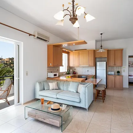A 5 Bedroom With Pool & Amazing Sea View! Holiday home Sellia (Rethymno)